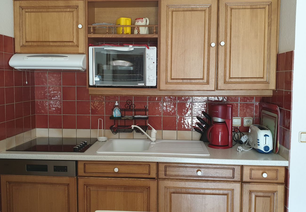 Apartment in Chantemerle - Nice flat for 6 persons with garden and beautiful view on the ski slopes