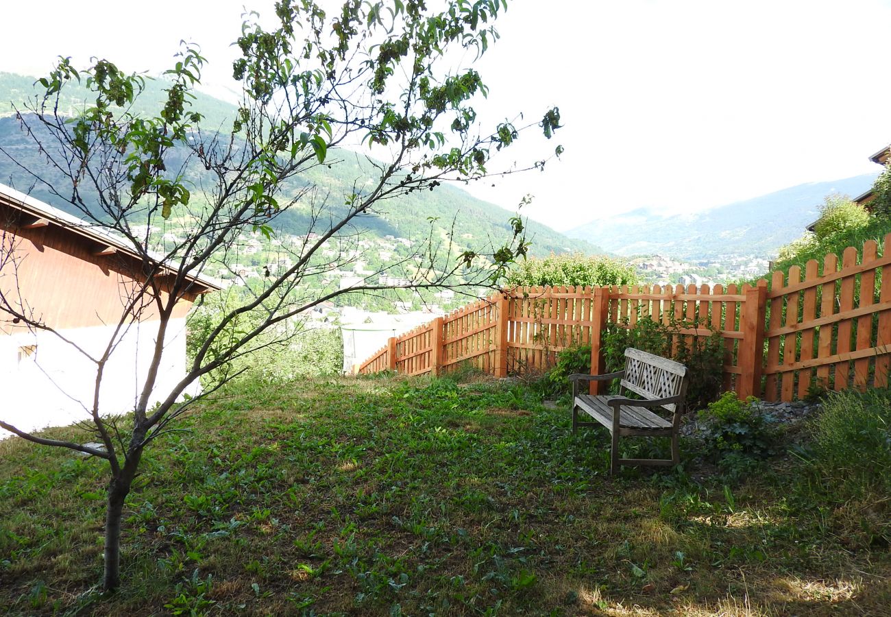 Apartment in Briançon - Sweety 4 persons'flat , South, on the Mythic Col de l'Iozard