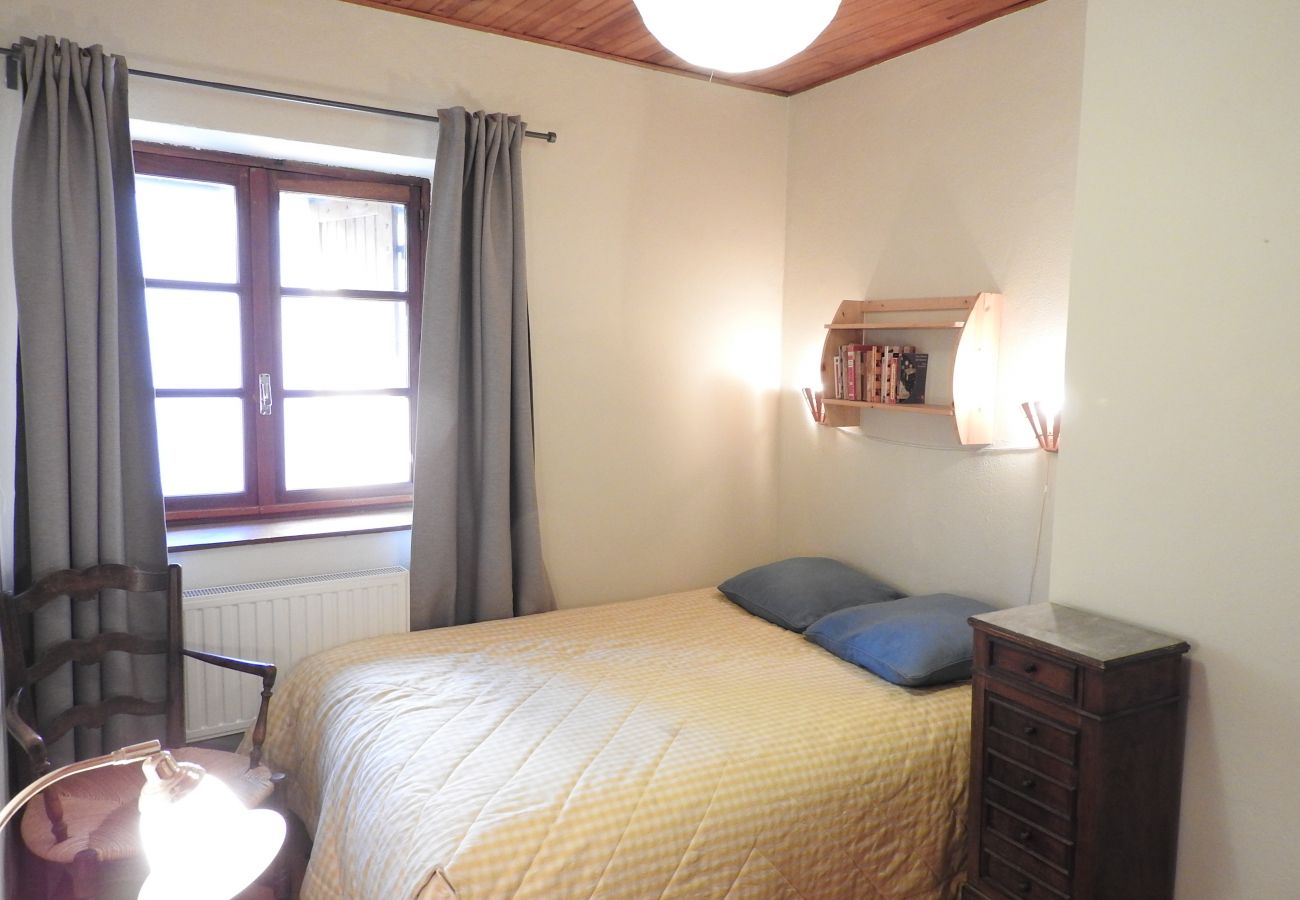 Terraced House in Chantemerle - 200 m FROM SKI SLOPES- HOUSE  FOR 12 PERSONS