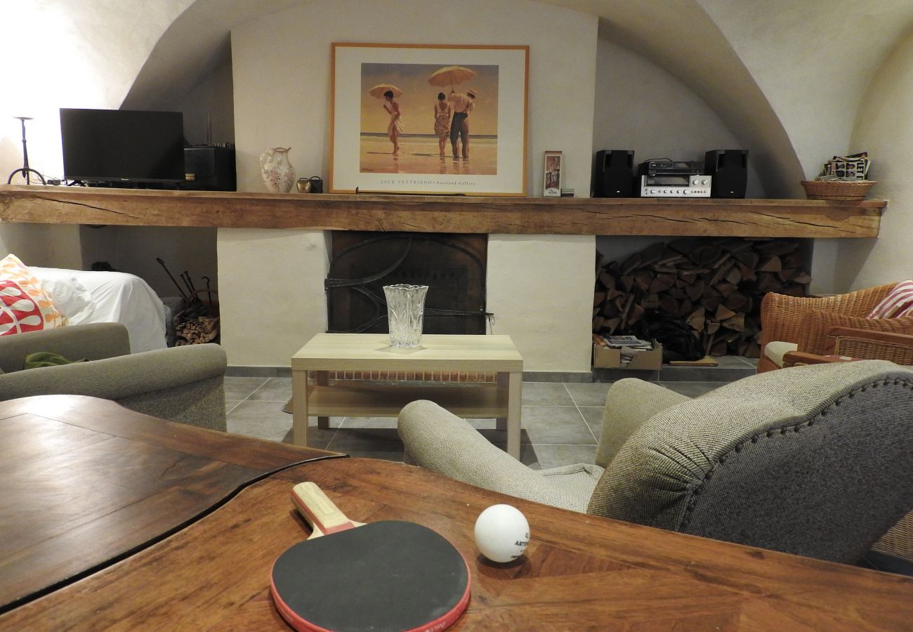 Terraced House in Chantemerle - 200 m FROM SKI SLOPES- HOUSE  FOR 12 PERSONS