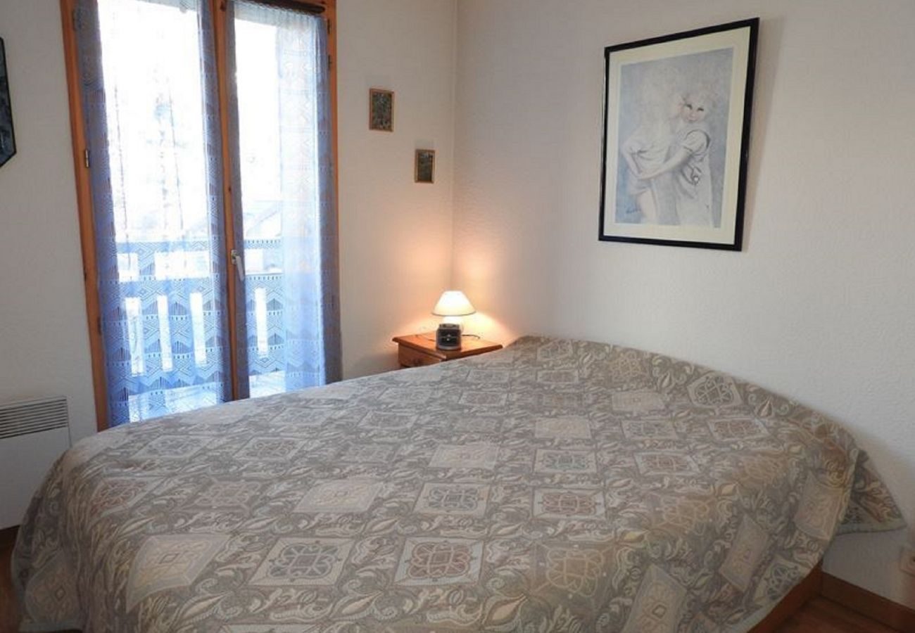 Apartment in Chantemerle - AT THE FEET OF THE SKI SLOPES- FLAT  4 PEOPLE