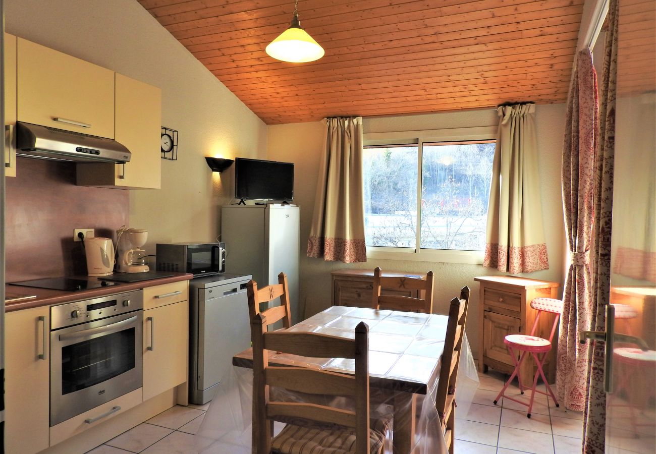 Apartment in Briançon - Apartment T2 + Mountain corner at the foot of the slopes - 4 people