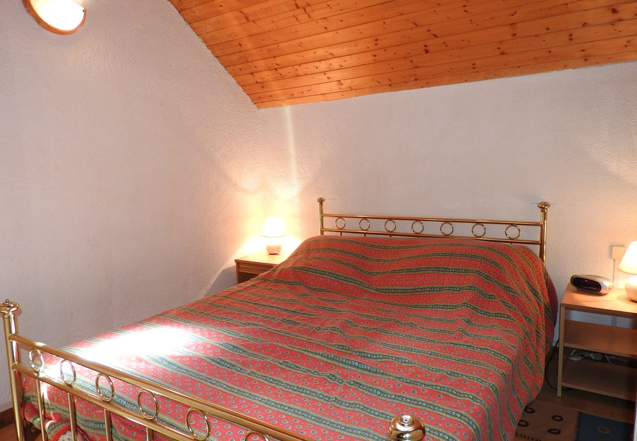 Apartment in Le Monêtier-les-Bains - 3 ROOMS 55 M² T2 CM SOUTH FACING FOR 6 PEOPLE