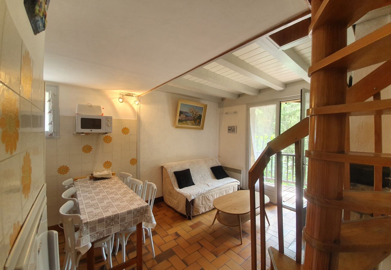 Apartment in Le Monêtier-les-Bains - 3 ROOMS 55 M² T2 CM SOUTH FACING FOR 6 PEOPLE