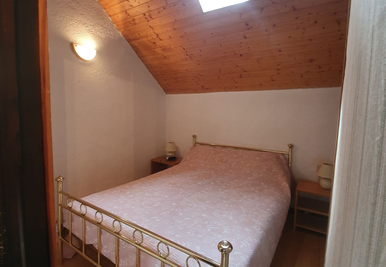 Apartment in Le Monêtier-les-Bains - 3 ROOMS 55 M² T2 CM SOUTH FACING FOR 6 PEOPLE