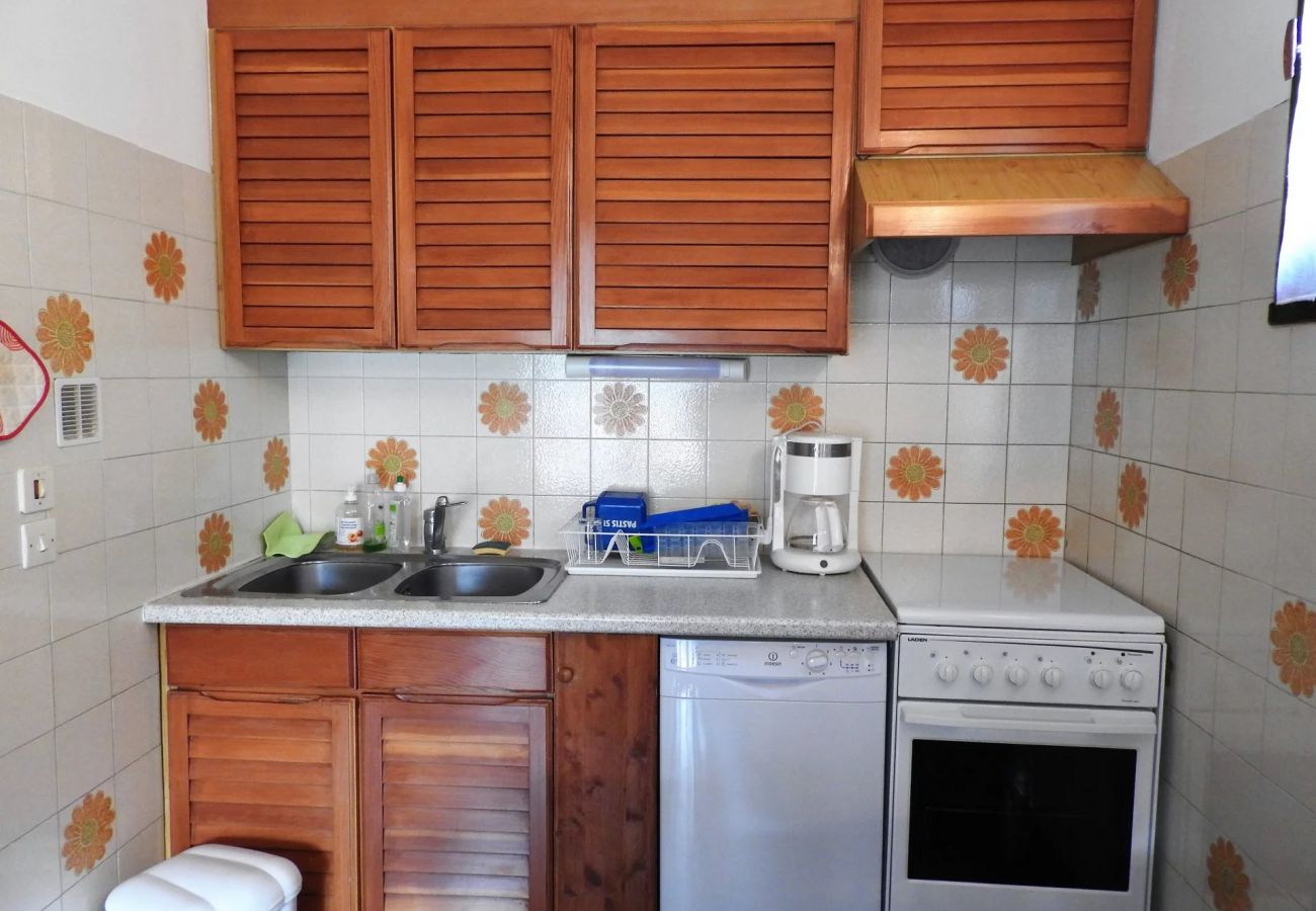 Apartment in Le Monêtier-les-Bains - 3 ROOMS 55 M² T2 CM SOUTH FACING FOR 6 PEOPLE