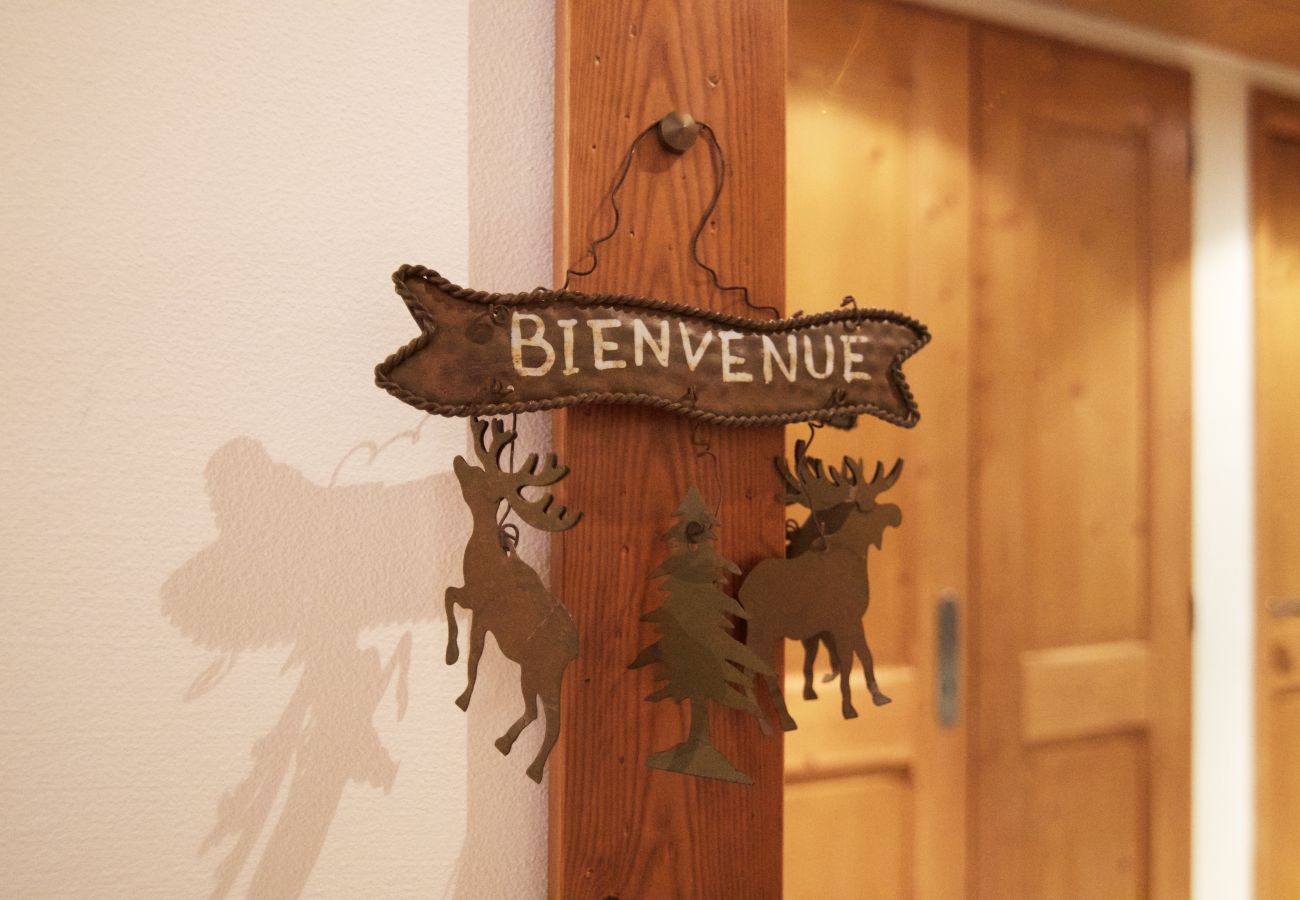Apartment in Chantemerle - At the feet of ski slopes main flat 3 bedrooms for 6/8 persons