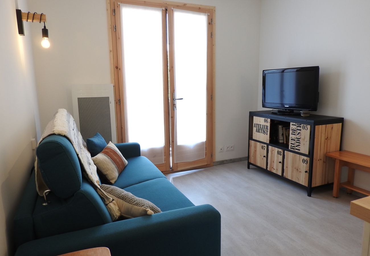 Apartment in Briançon - Nice studio 4 persons at the feet of Vauban's old city