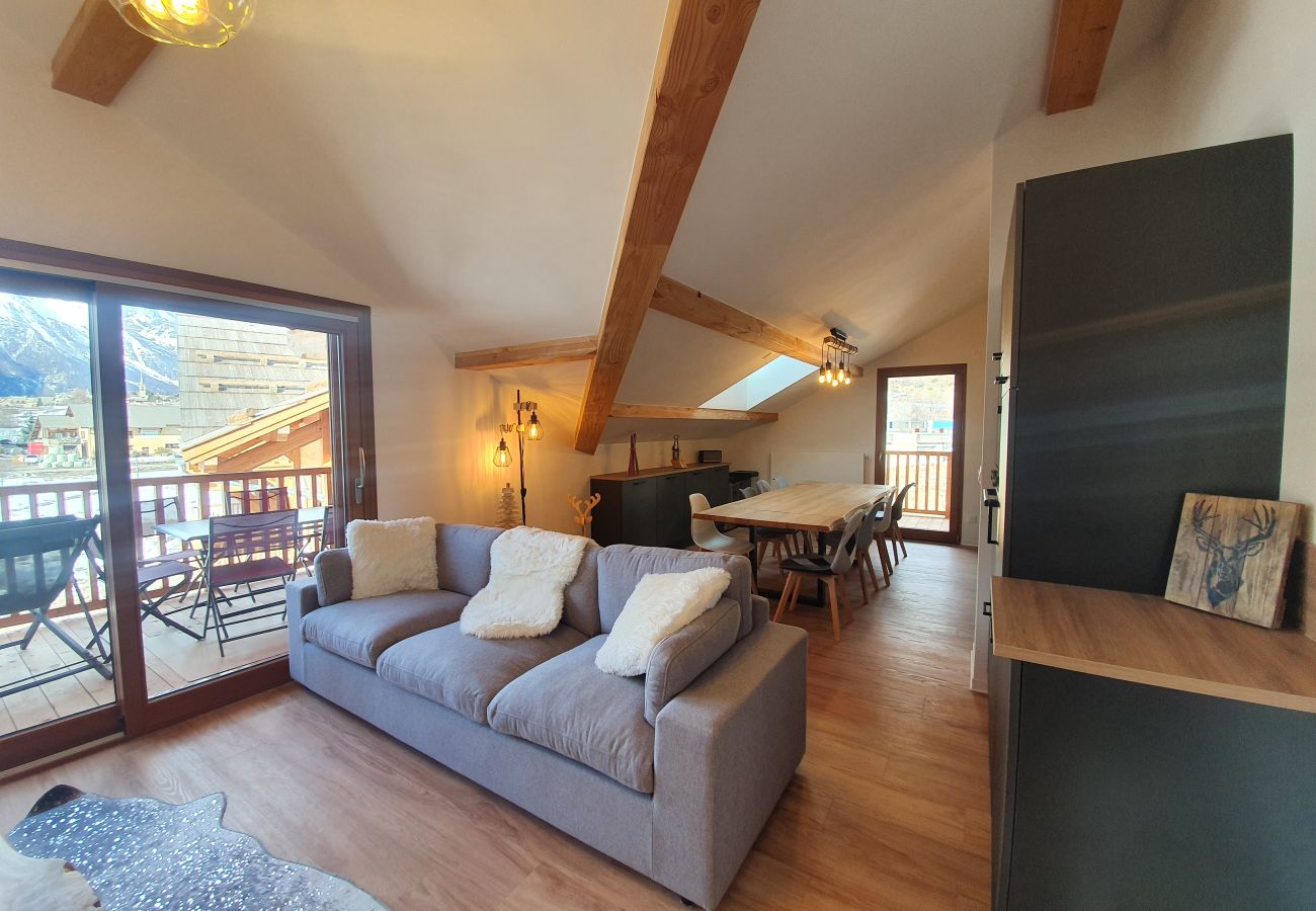 Apartment in Le Monêtier-les-Bains - New T4 for 8 people