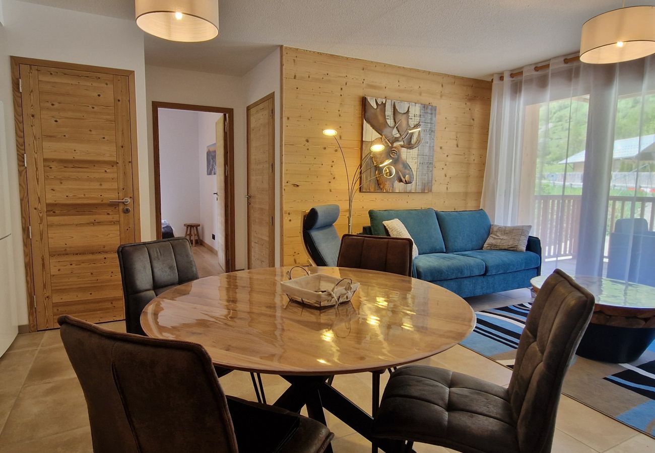 Apartment in Le Monêtier-les-Bains - New T3 for 4 people