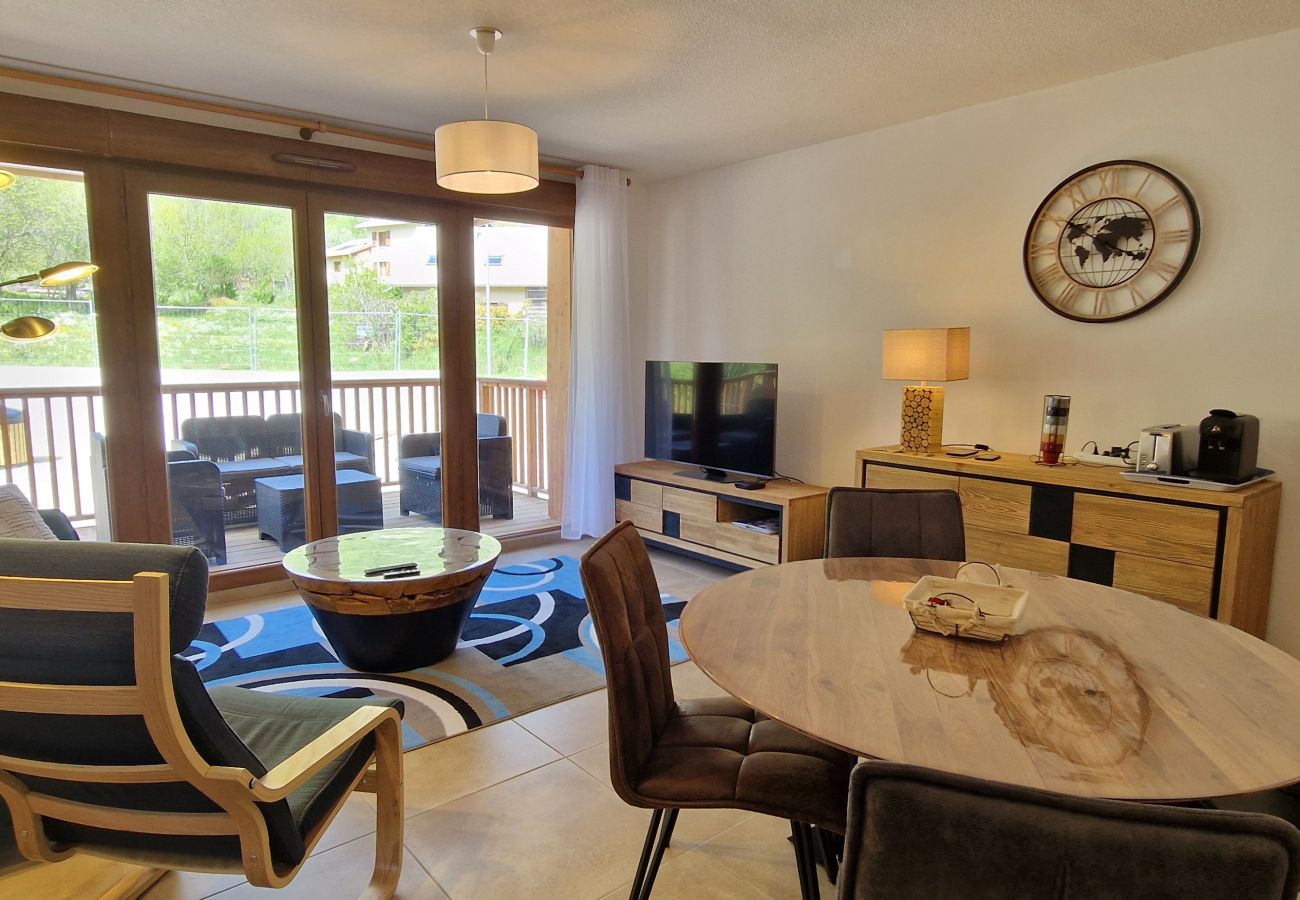 Apartment in Le Monêtier-les-Bains - New T3 for 4 people