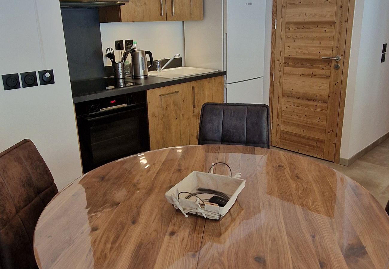Apartment in Le Monêtier-les-Bains - New T3 for 4 people