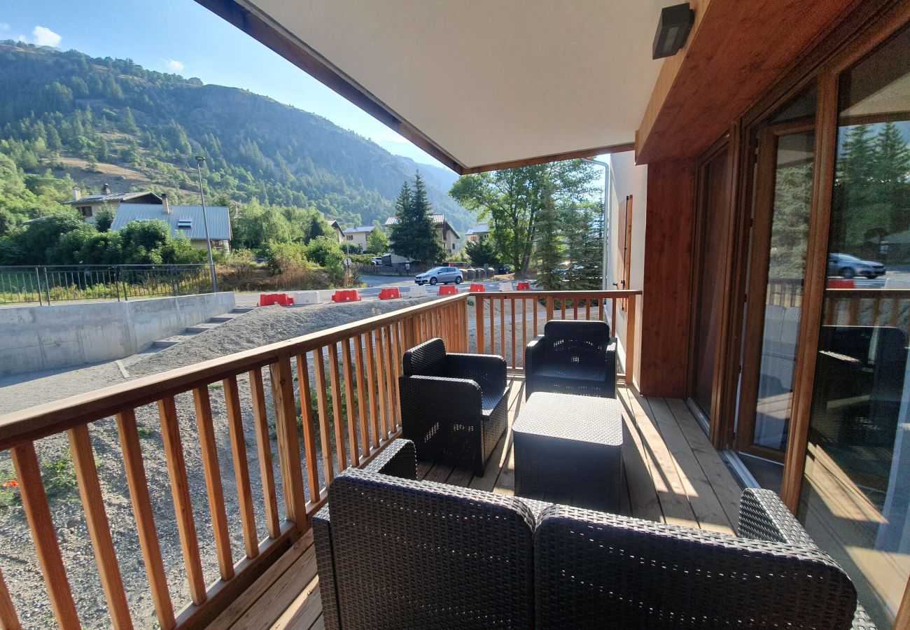 Apartment in Le Monêtier-les-Bains - New T3 for 4 people