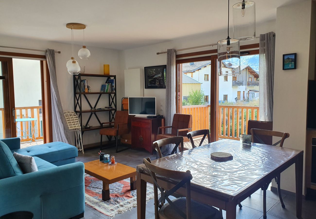 Apartment in Le Monêtier-les-Bains - Charming T3 in new residence