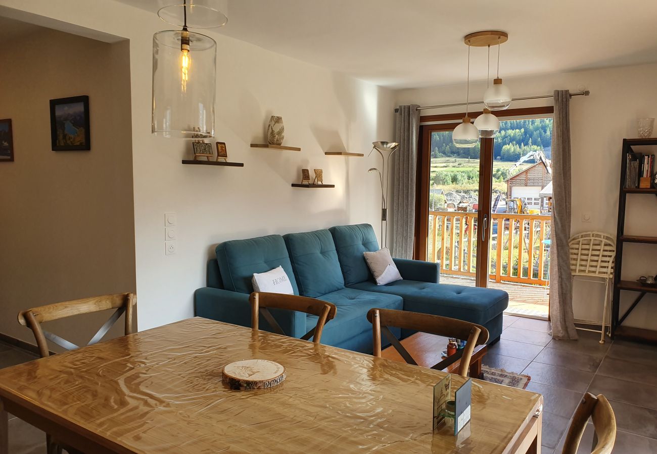 Apartment in Le Monêtier-les-Bains - Charming T3 in new residence
