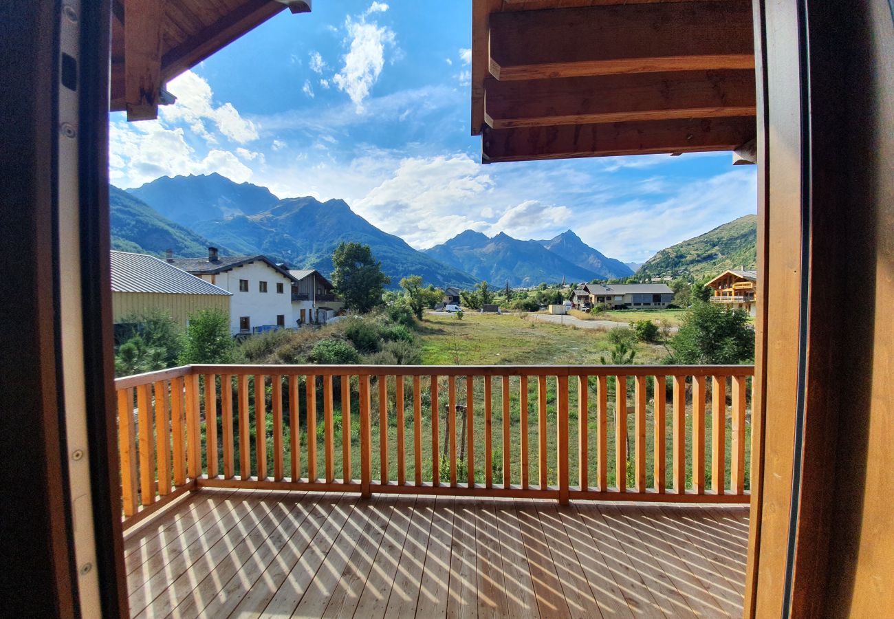 Apartment in Le Monêtier-les-Bains - Charming T3 in new residence