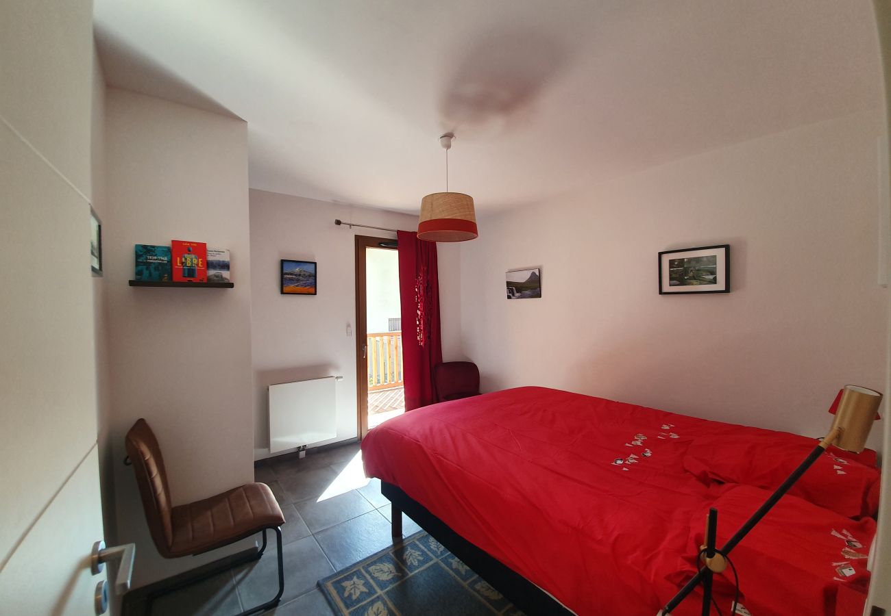 Apartment in Le Monêtier-les-Bains - Charming T3 in new residence