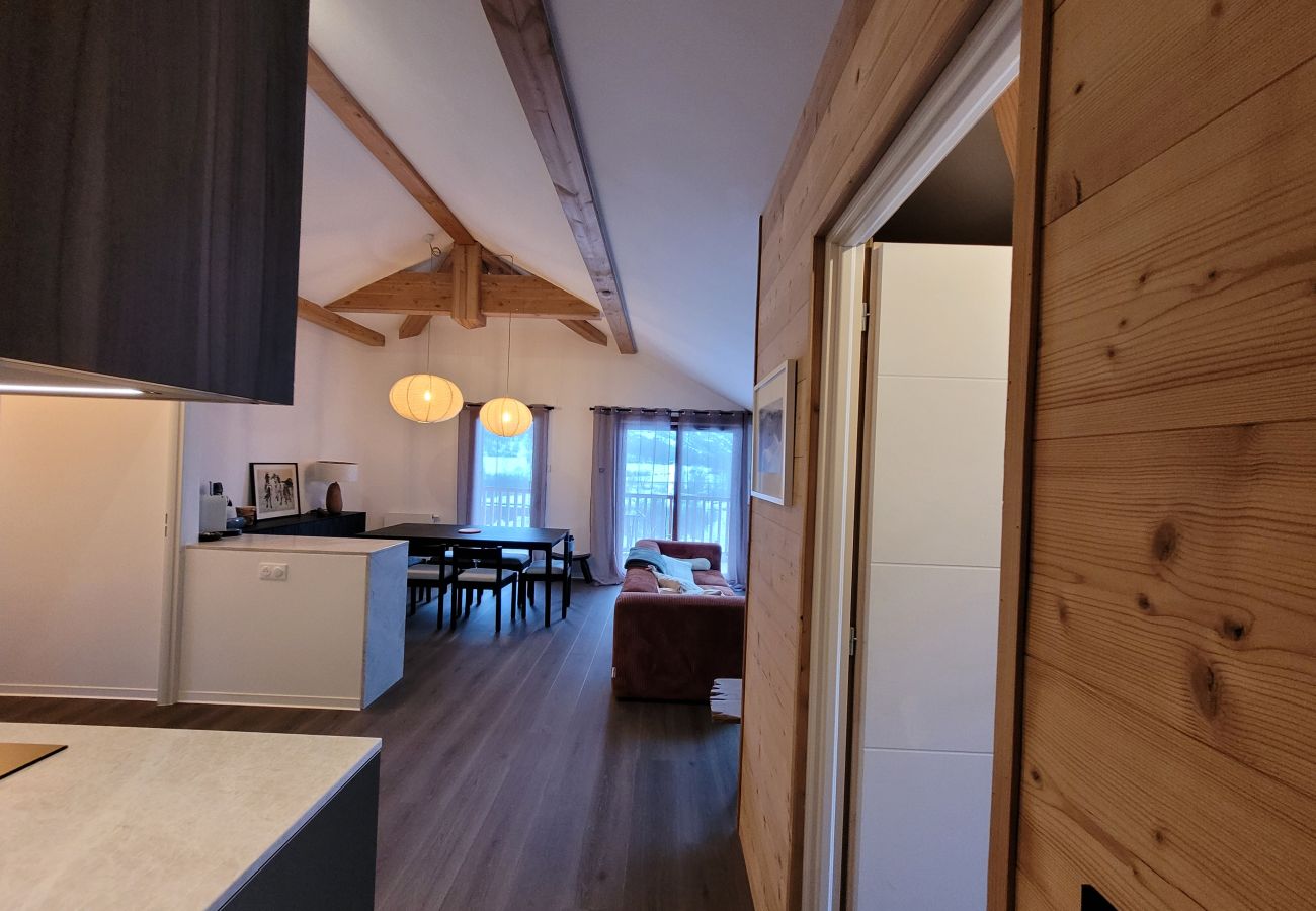 Apartment in Le Monêtier-les-Bains - Beautiful new T3 1km from the slopes