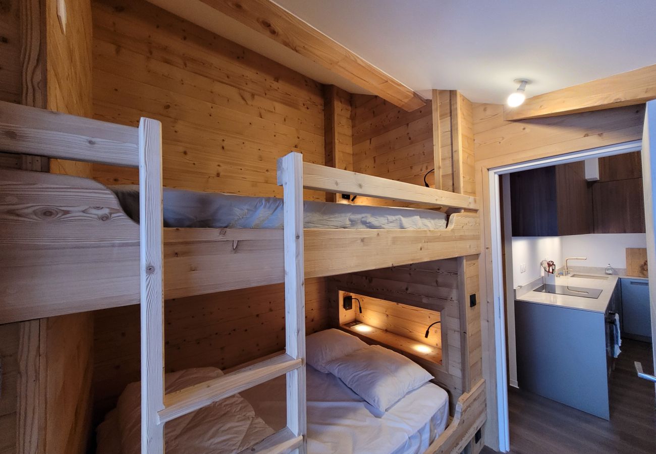 Apartment in Le Monêtier-les-Bains - Beautiful new T3 1km from the slopes