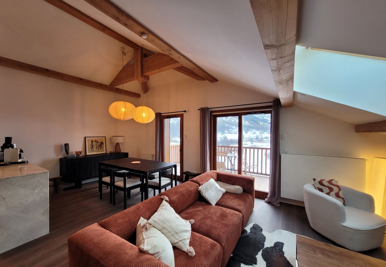 Apartment in Le Monêtier-les-Bains - Beautiful new T3 1km from the slopes