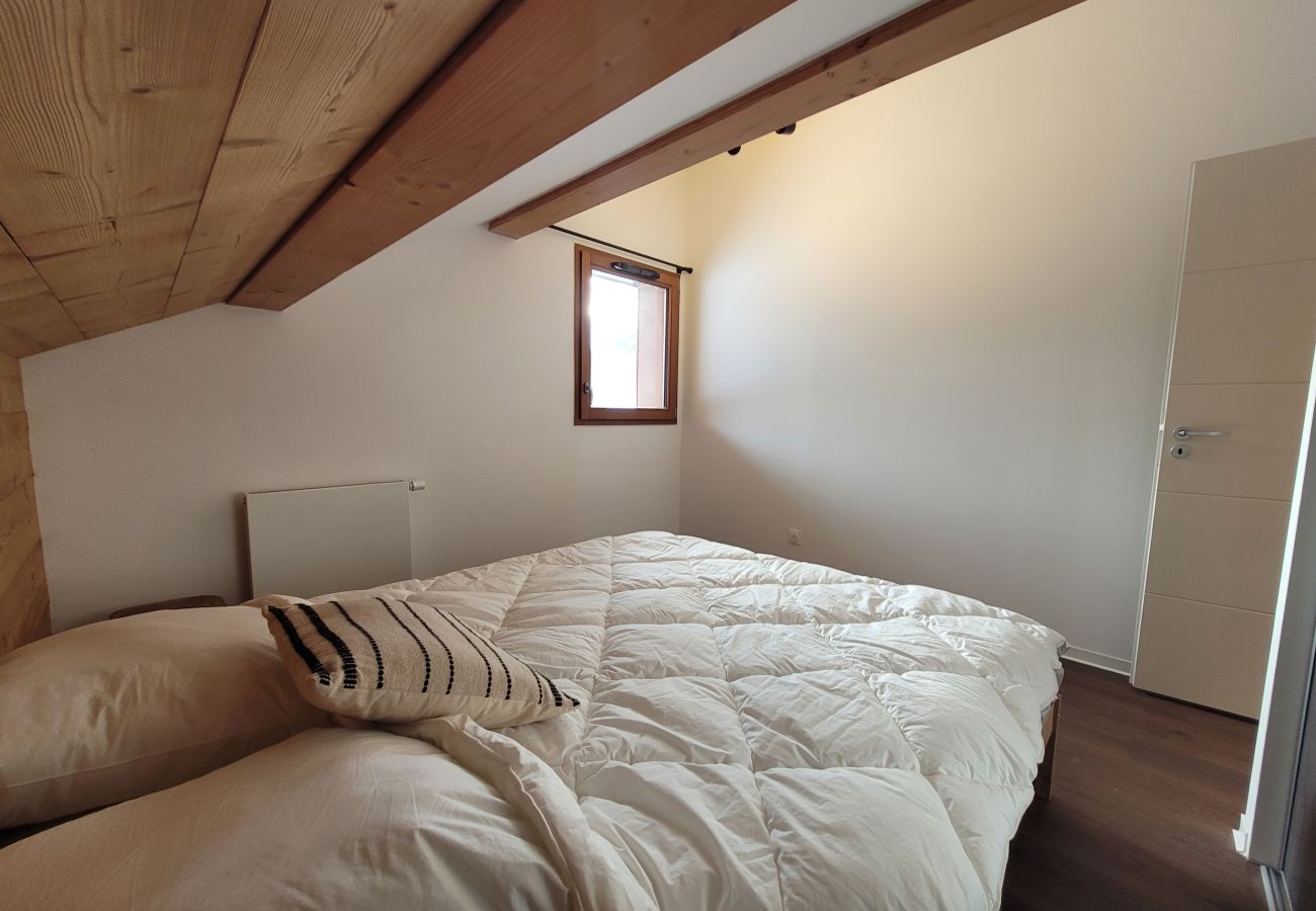 Apartment in Le Monêtier-les-Bains - Beautiful new T3 1km from the slopes