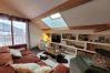 Apartment in Le Monêtier-les-Bains - Beautiful new T3 1km from the slopes