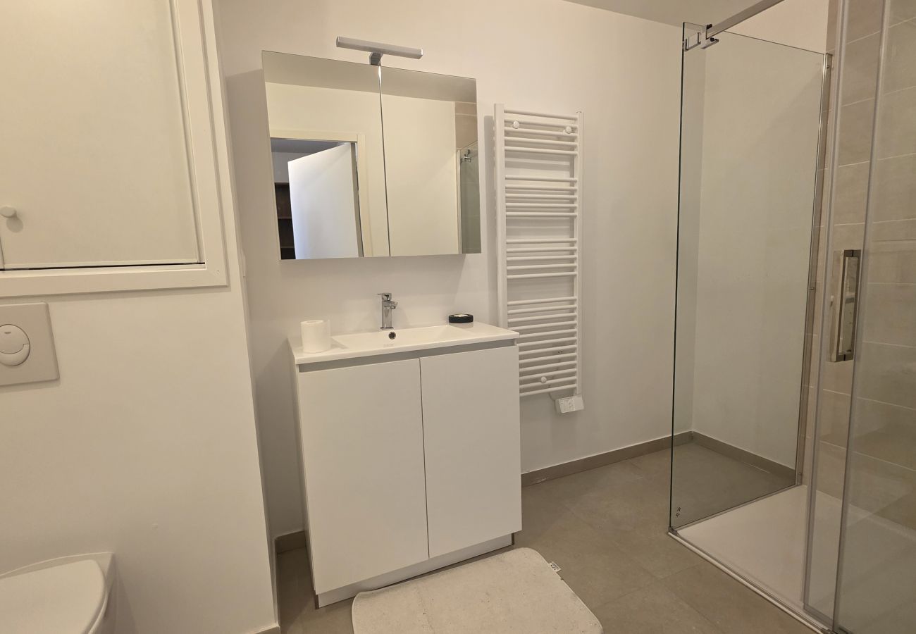 Apartment in Briançon - New T3 for 4 people