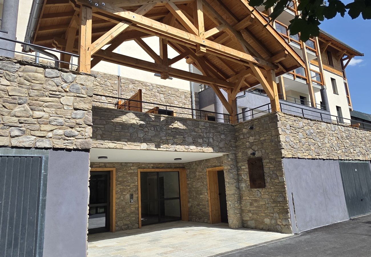 Apartment in Briançon - New T3 for 4 people