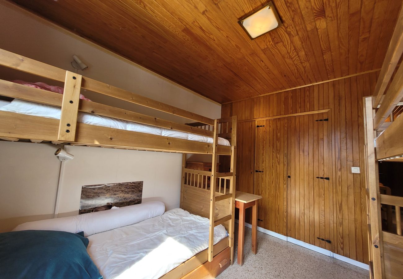 Apartment in Chantemerle - T3 close to slopes for 6 people