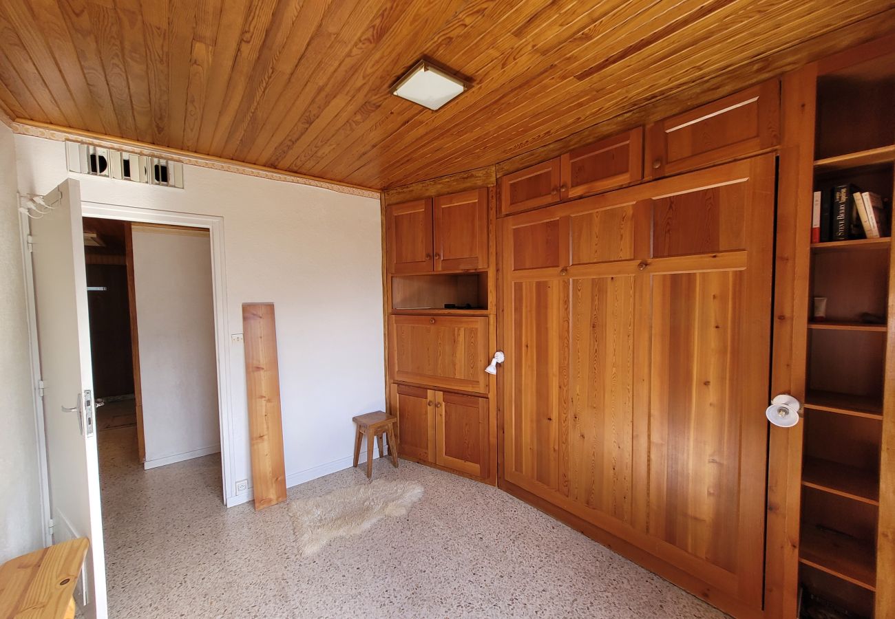Apartment in Chantemerle - T3 close to slopes for 6 people