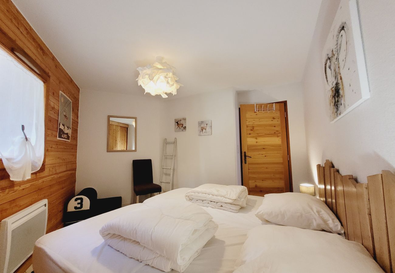 Apartment in Chantemerle - Nice flat exposed south for 4-6 people