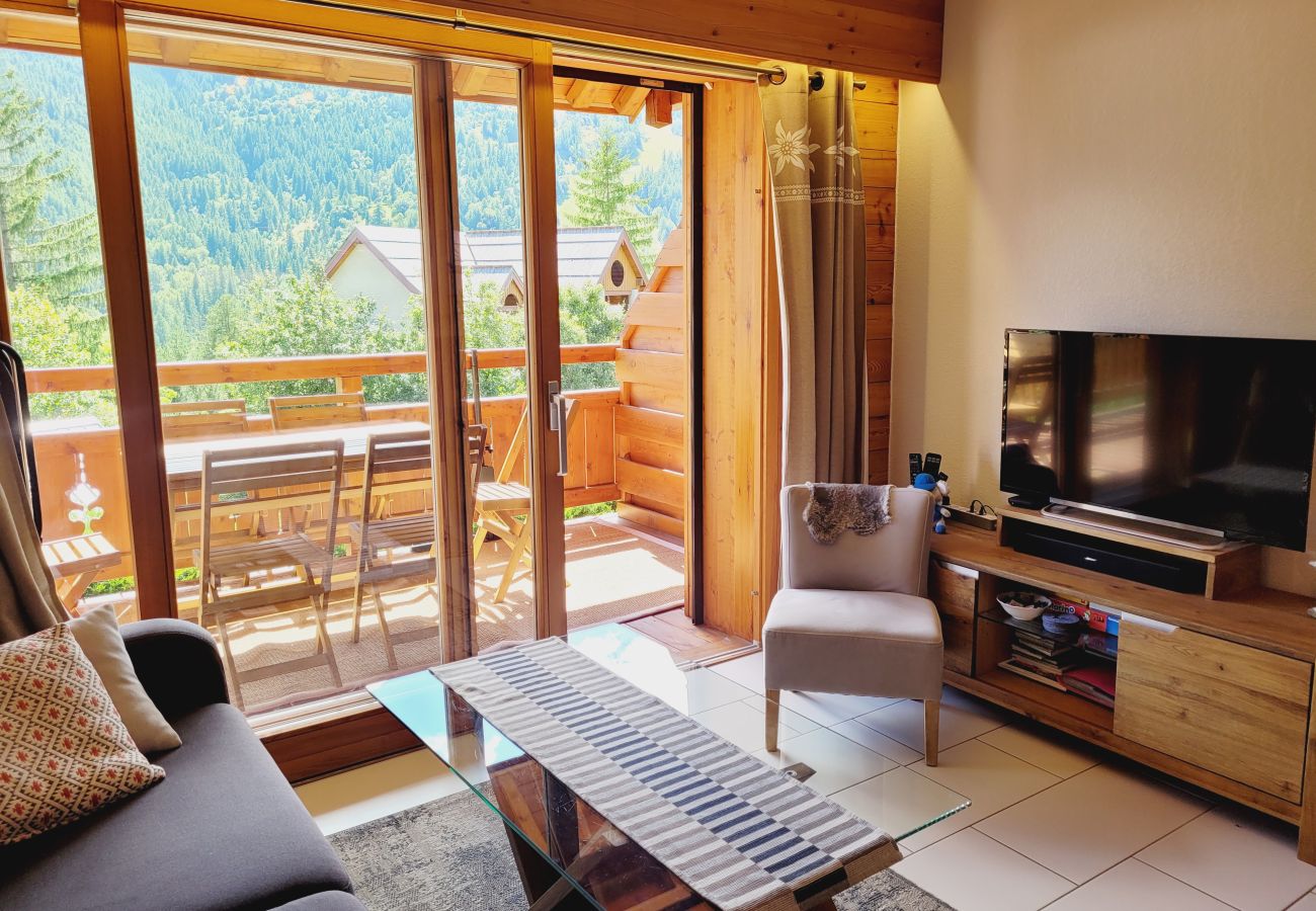 Apartment in Chantemerle - Nice flat exposed south for 4-6 people