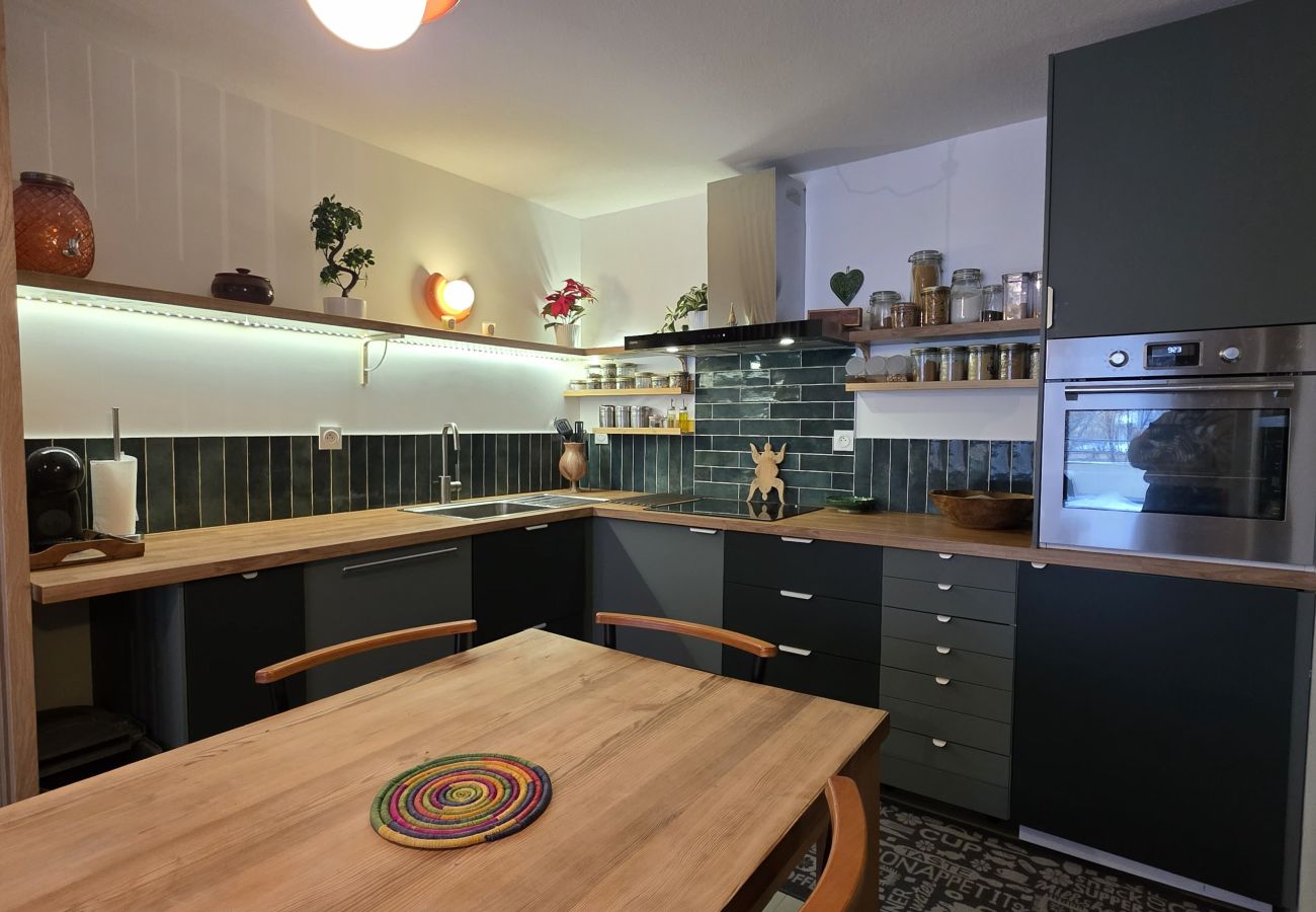 Apartment in Briançon - Flat 6 people at the feet of Briançon's ski slopes