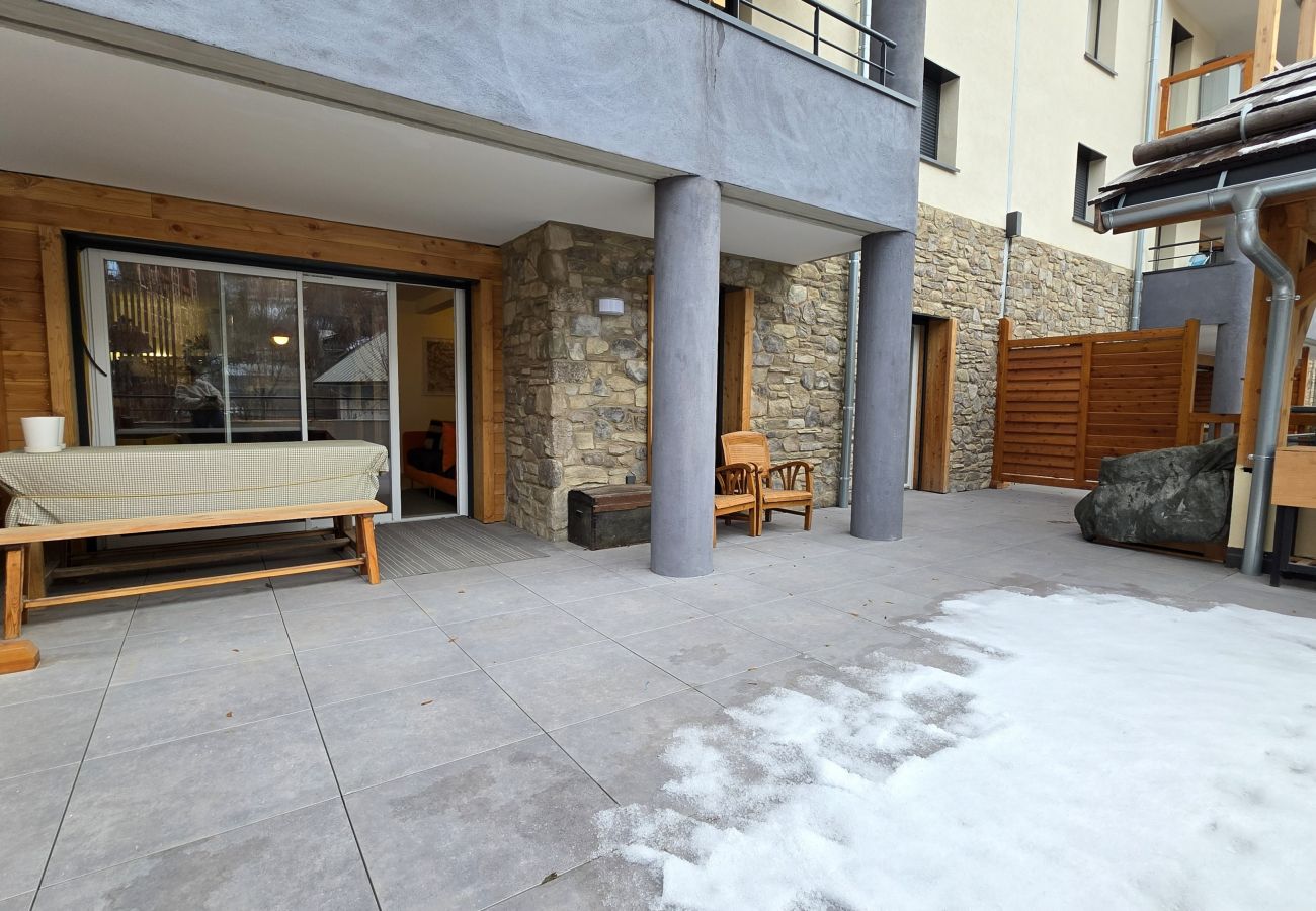 Apartment in Briançon - Flat 6 people at the feet of Briançon's ski slopes