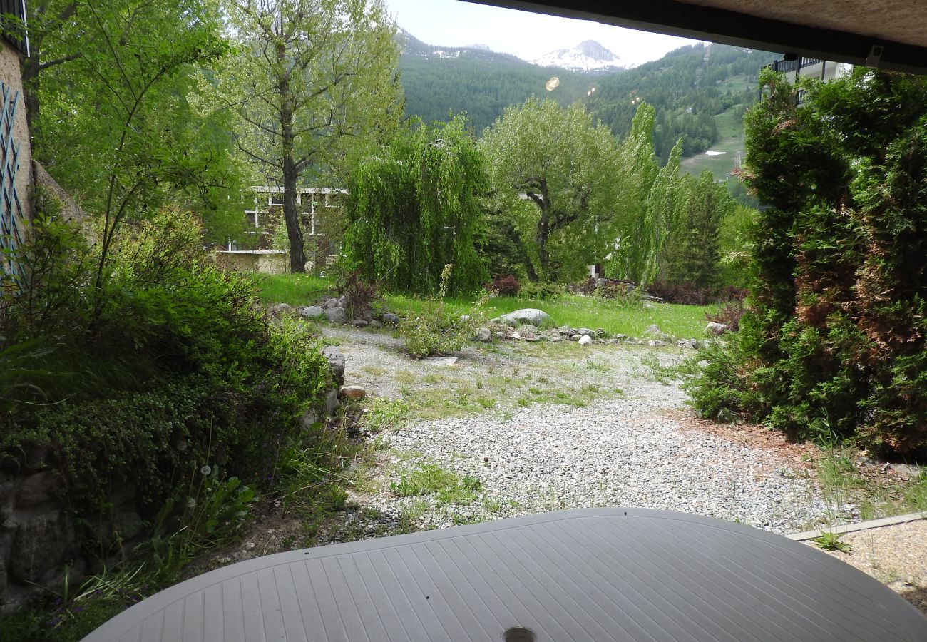 Appartamento a Chantemerle - Bellisimo appartamento a piano giardino  per 6 persone
