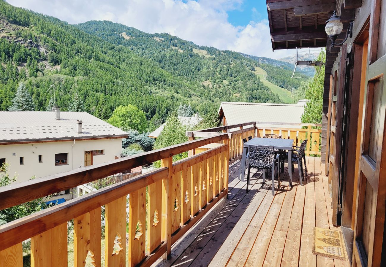 Villetta a Saint-Chaffrey - Caldo chalet per 6 persone, Saint-Chaffrey