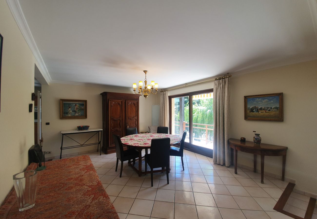 Casa a Saint-Chaffrey - graziosa casa familiare, per 8 persone Chantemerle
