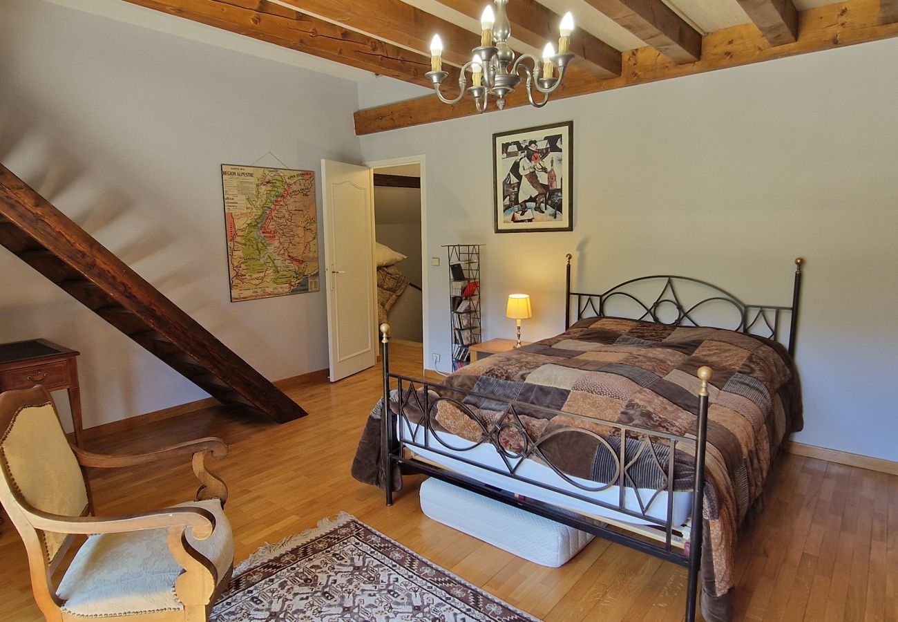 Casa a Saint-Chaffrey - graziosa casa familiare, per 8 persone Chantemerle