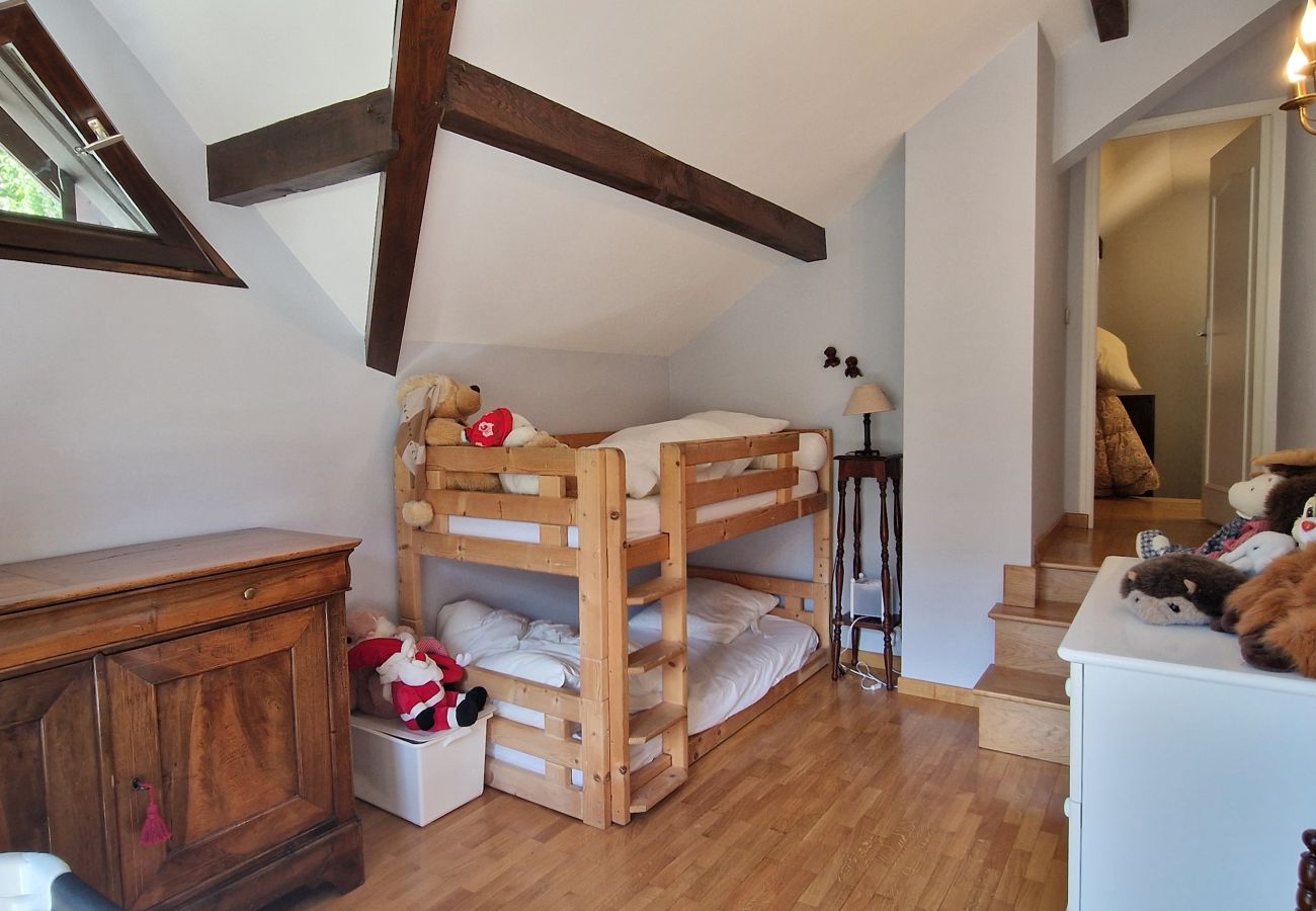 Casa a Saint-Chaffrey - graziosa casa familiare, per 8 persone Chantemerle