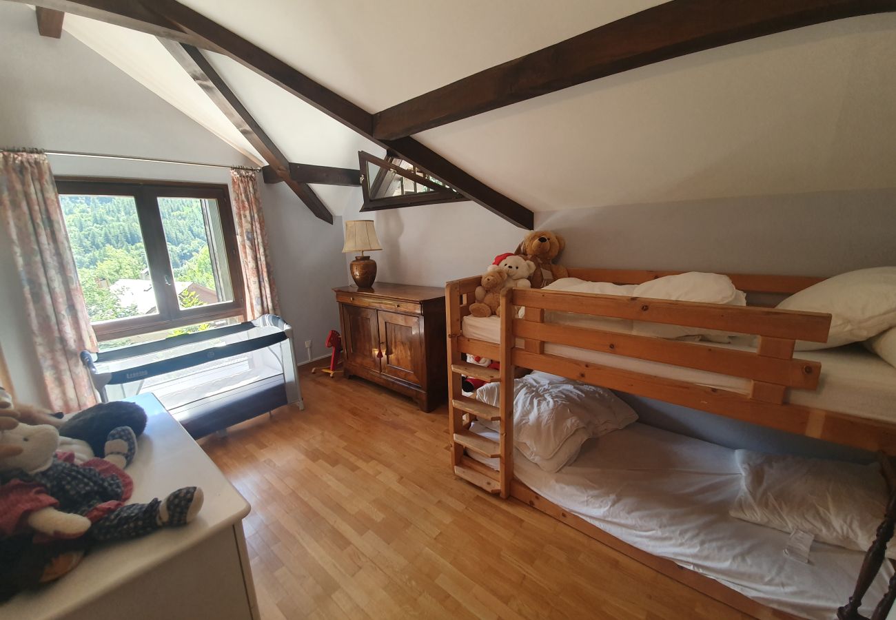 Casa a Saint-Chaffrey - graziosa casa familiare, per 8 persone Chantemerle