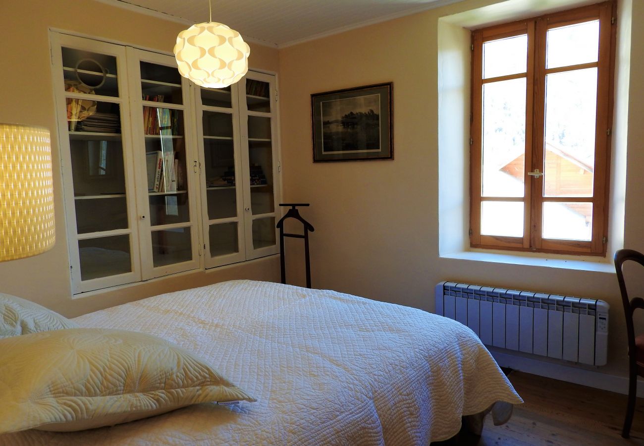 Maison à Val-des-Prés - BELLE MAISON DE VILLAGE - 10 PERSONNES