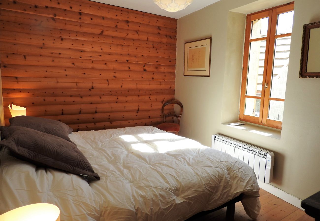 Maison à Val-des-Prés - BELLE MAISON DE VILLAGE - 10 PERSONNES