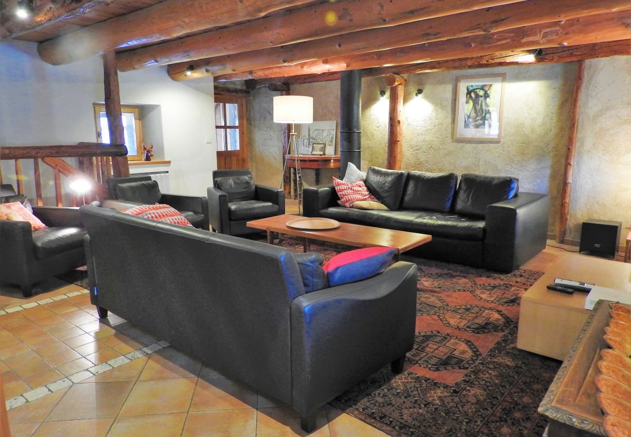 Maison à Val-des-Prés - BELLE MAISON DE VILLAGE - 10 PERSONNES