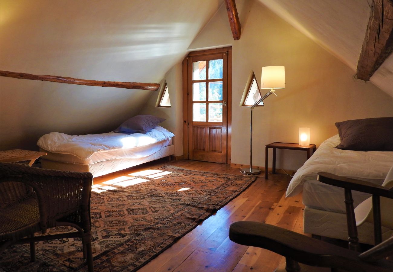 Maison à Val-des-Prés - BELLE MAISON DE VILLAGE - 10 PERSONNES