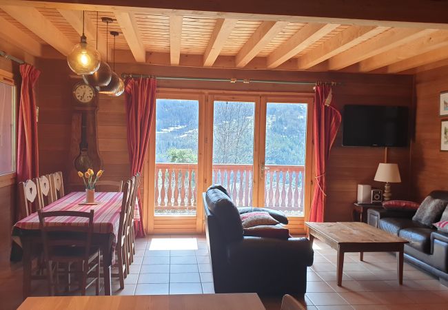 Chalet à Saint-Chaffrey - CHALET CONFORTABLE POUR 10 PERSONNES