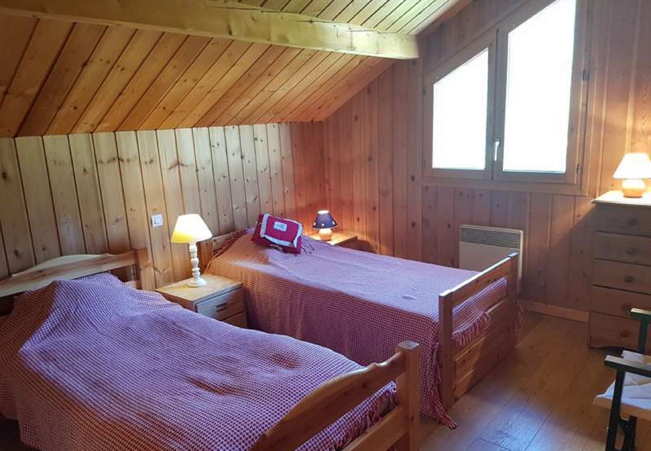 Chalet à Saint-Chaffrey - CHALET CONFORTABLE POUR 8 PERSONNES