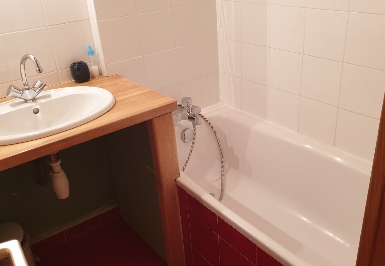 Chalet à Saint-Chaffrey - CHALET CONFORTABLE POUR 8 PERSONNES