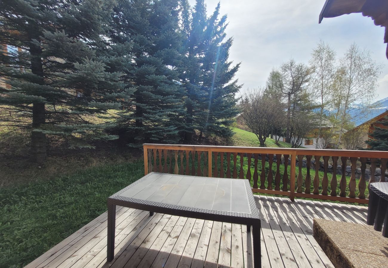 Chalet à Saint-Chaffrey - CHALET CONFORTABLE POUR 8 PERSONNES