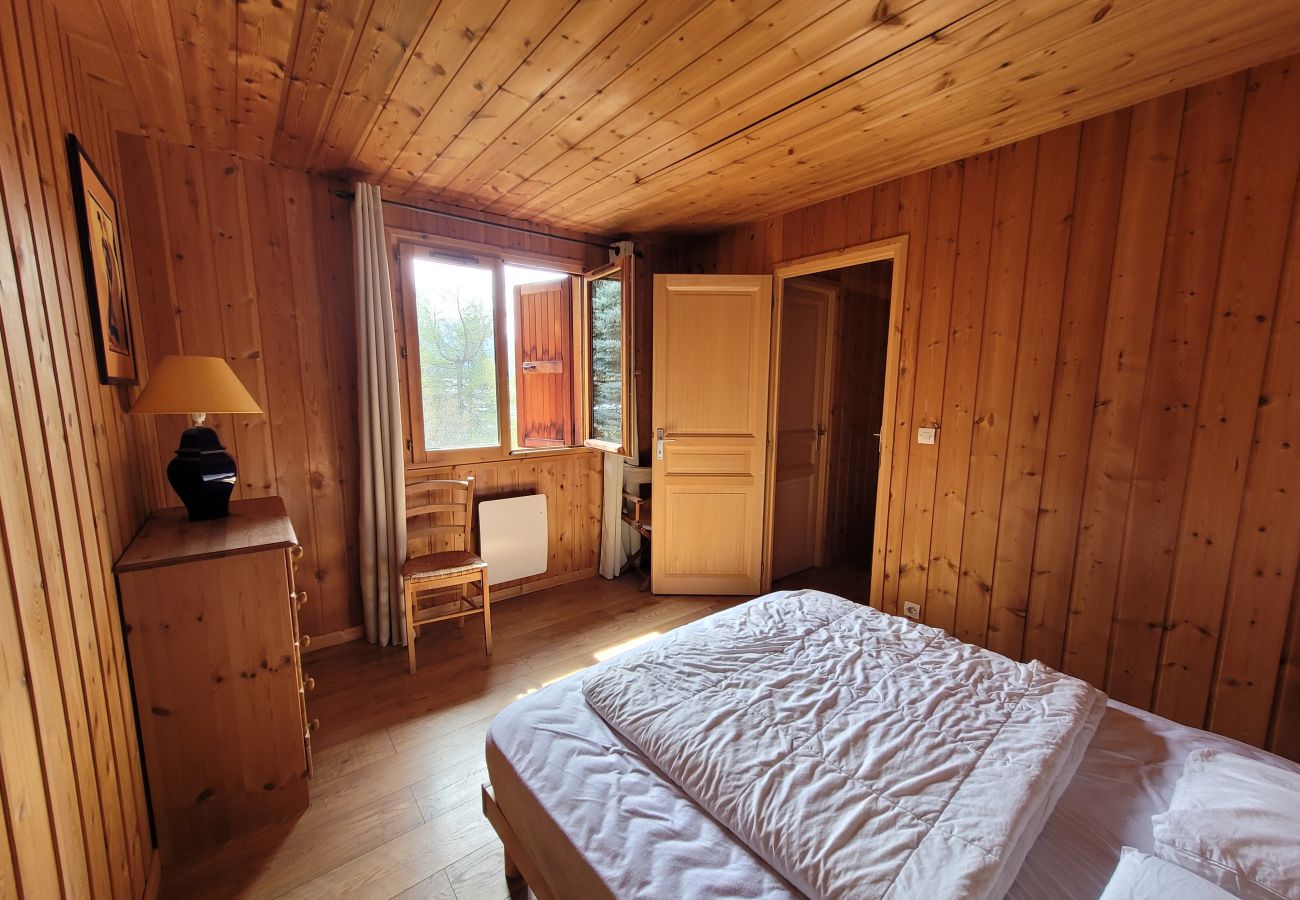 Chalet à Saint-Chaffrey - CHALET CONFORTABLE POUR 8 PERSONNES