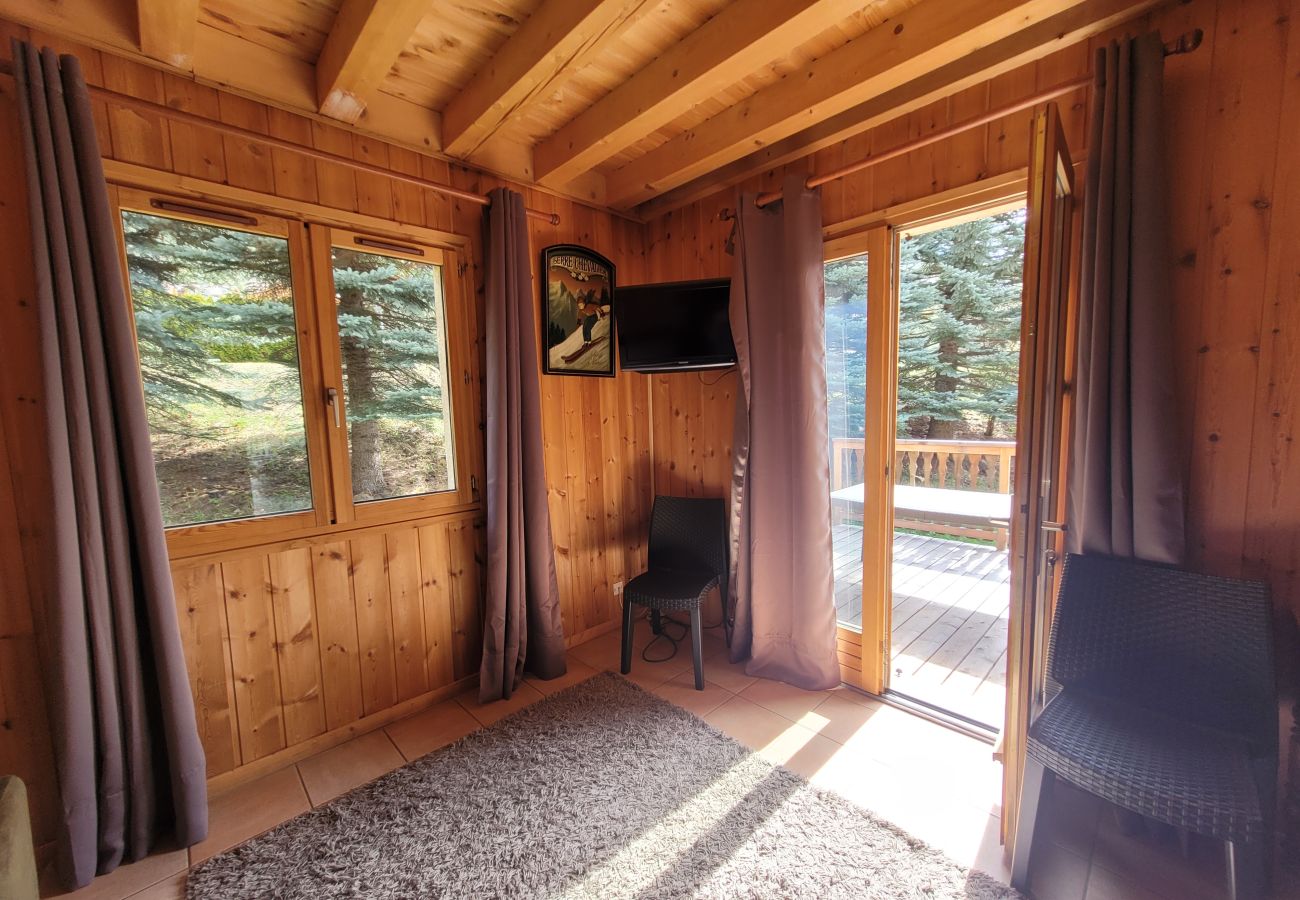 Chalet à Saint-Chaffrey - CHALET CONFORTABLE POUR 8 PERSONNES